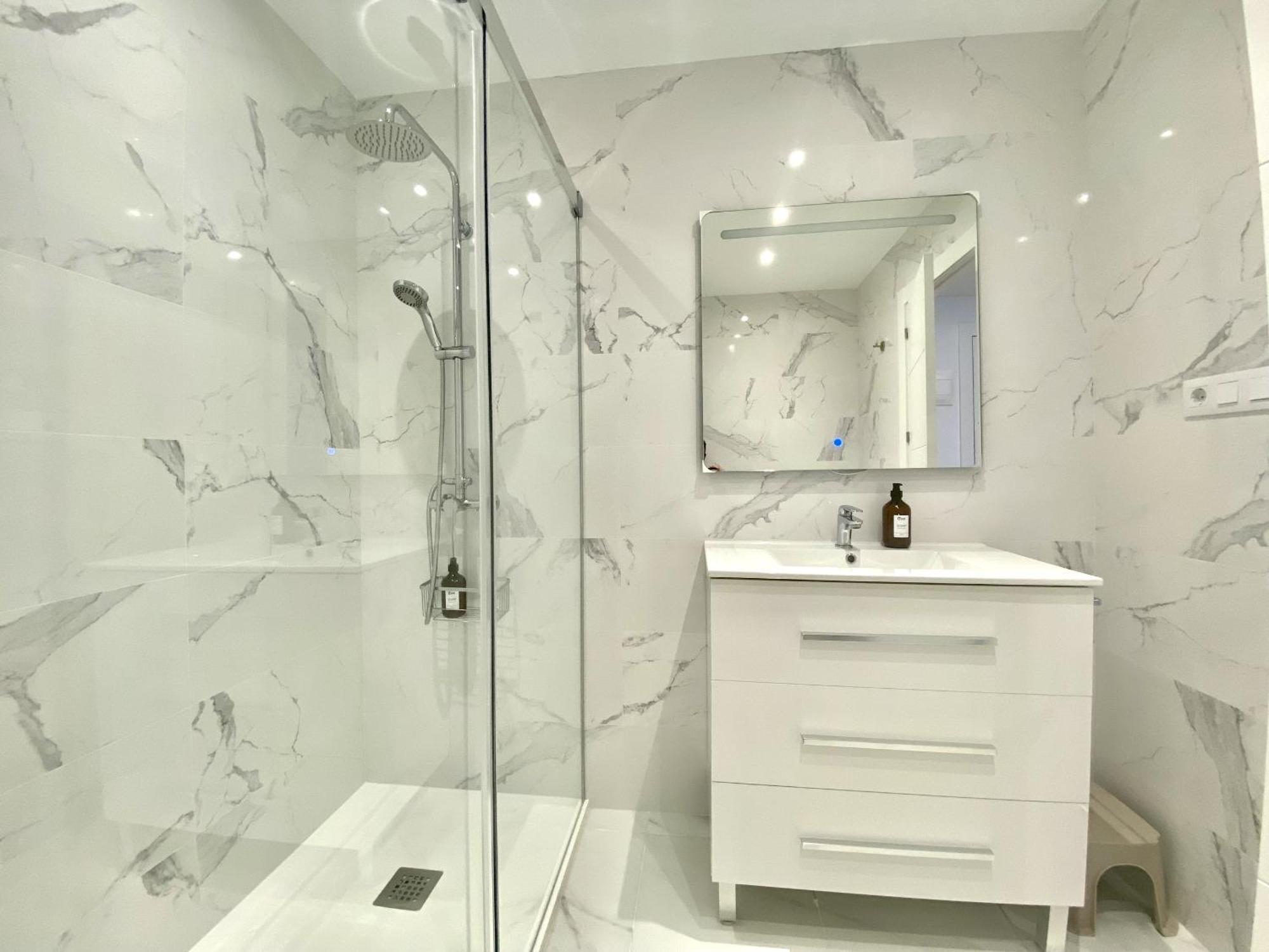 Duque 80 By United Renters Alicante Exterior foto